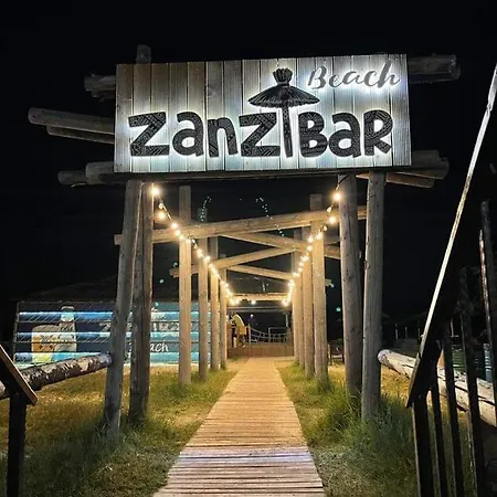 Apartament Vandut Luna Mai - Nu Primim Rezervari ! 아파트 *